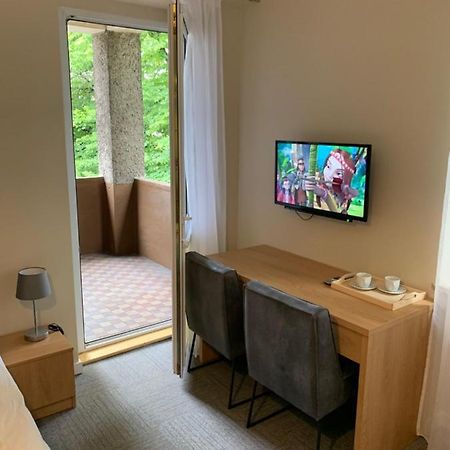 Vesna Rooms Mtp Poznan Bagian luar foto