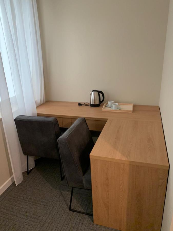 Vesna Rooms Mtp Poznan Bagian luar foto