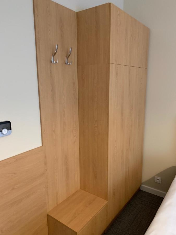 Vesna Rooms Mtp Poznan Bagian luar foto